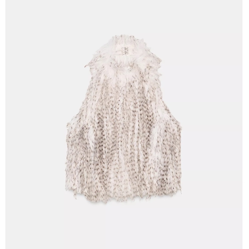 Zara Feathery Halter Crop Top in White and Brown - Picture 4 of 10
